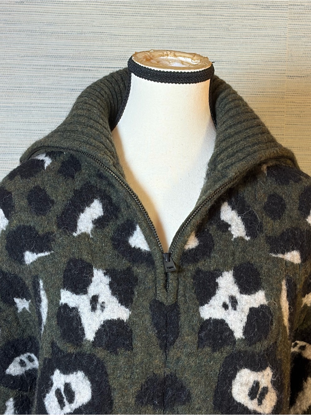 Zadig & Voltaire Taliah Leopard 1/4 Zip Sweater Green Wool Alpaca Blend Sz XS/S - Picture 2 of 5